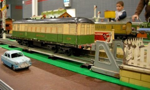 Leeds Nettle rail car