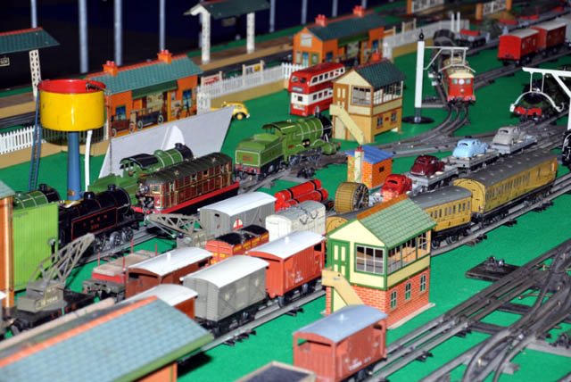 Niek van Ees at the Hornby O-gauge layout