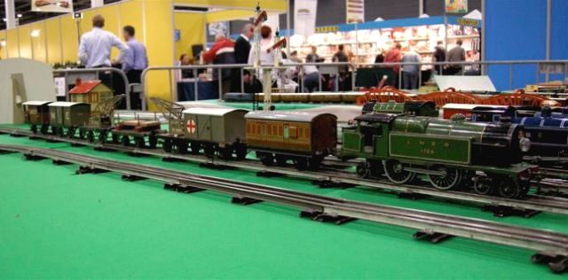 Vintage Hornby O-gauge items