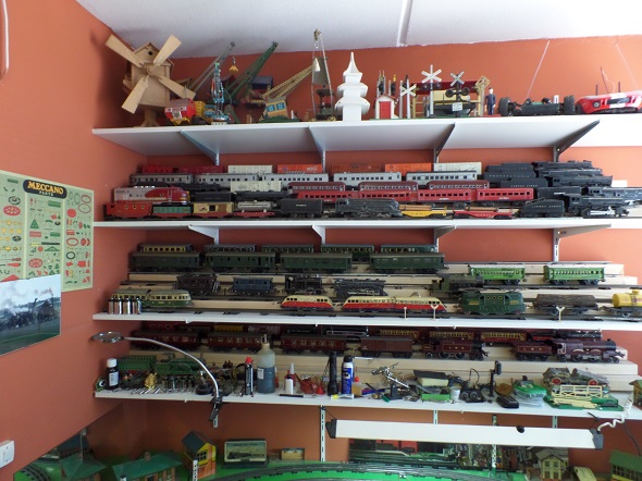 Vintage trains room