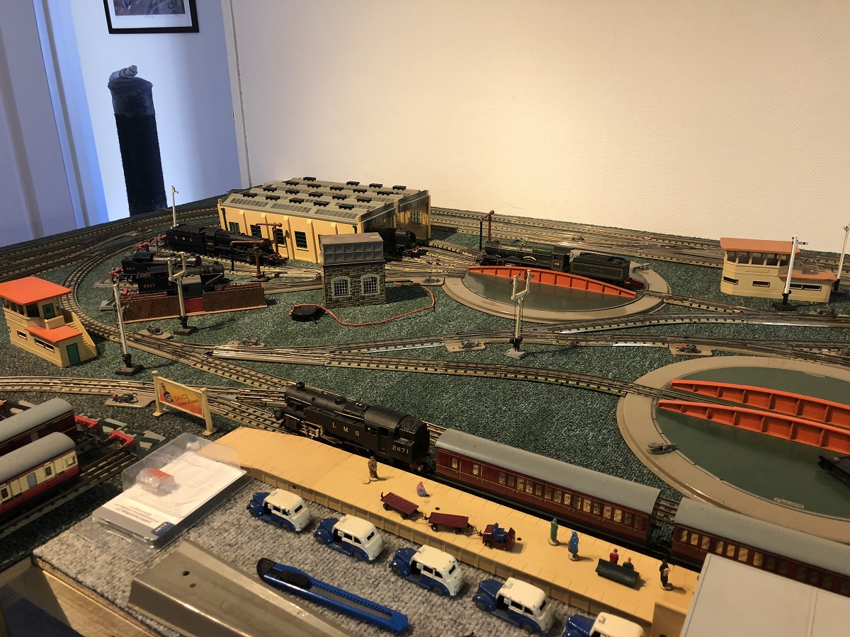 Rob van Teylingen Hornby Dublo layout