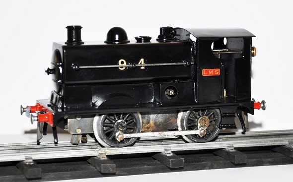 Leeds 0-4-0 Clockwork Standard Saddle Tank Locomotive