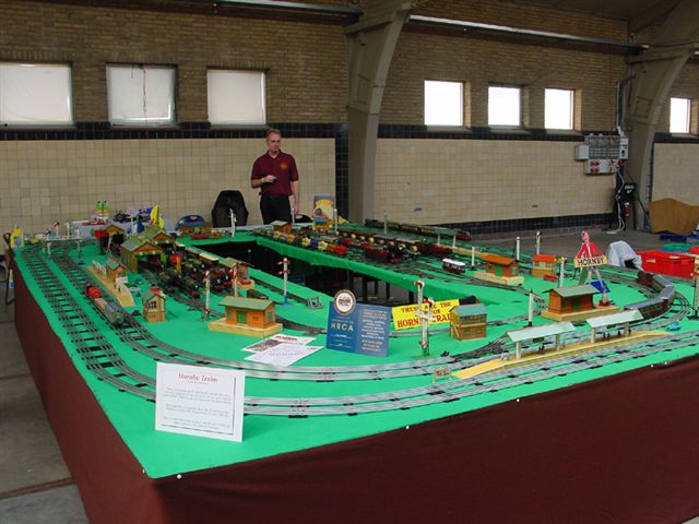 Rail 2006 Hornby O-gauge layout